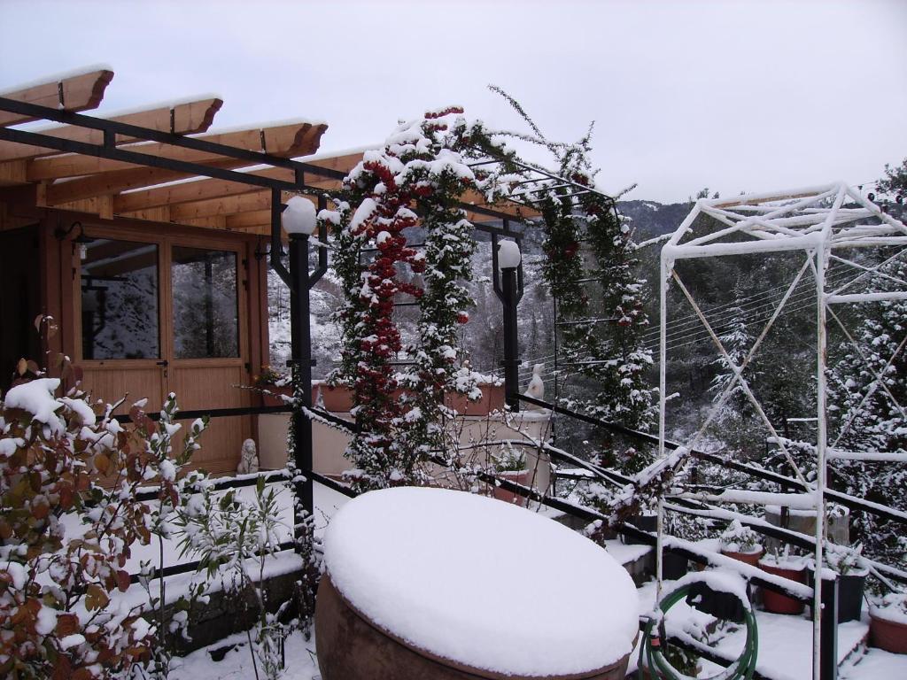 Nightingale Hotel Platres Buitenkant foto