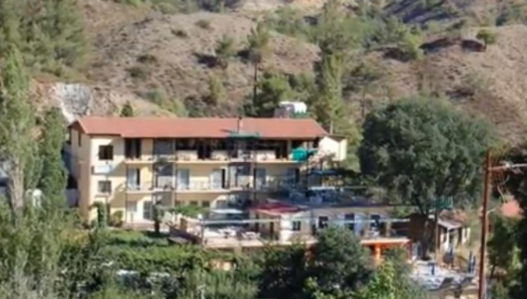 Nightingale Hotel Platres Buitenkant foto